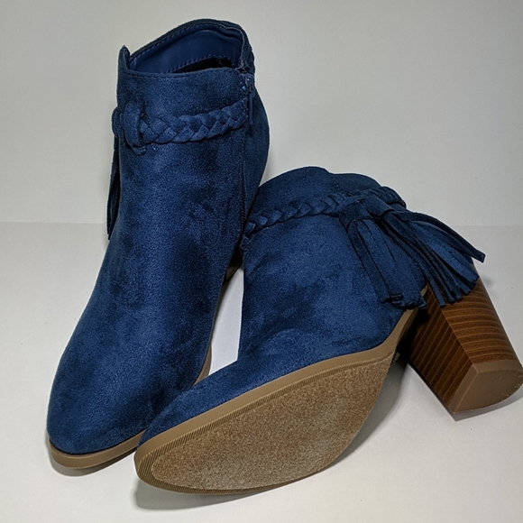❤️ D Blue Felt Suede Zip Ankle Boots Sz 6 NWOT - Picture 7 of 10